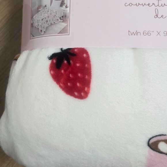 NWT Velvet Plush Blanket - Twin - Picture 5 of 7